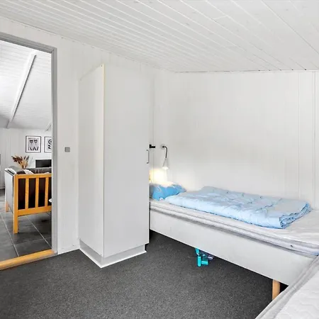Ve215-vejers-strand-engesovej-8 *